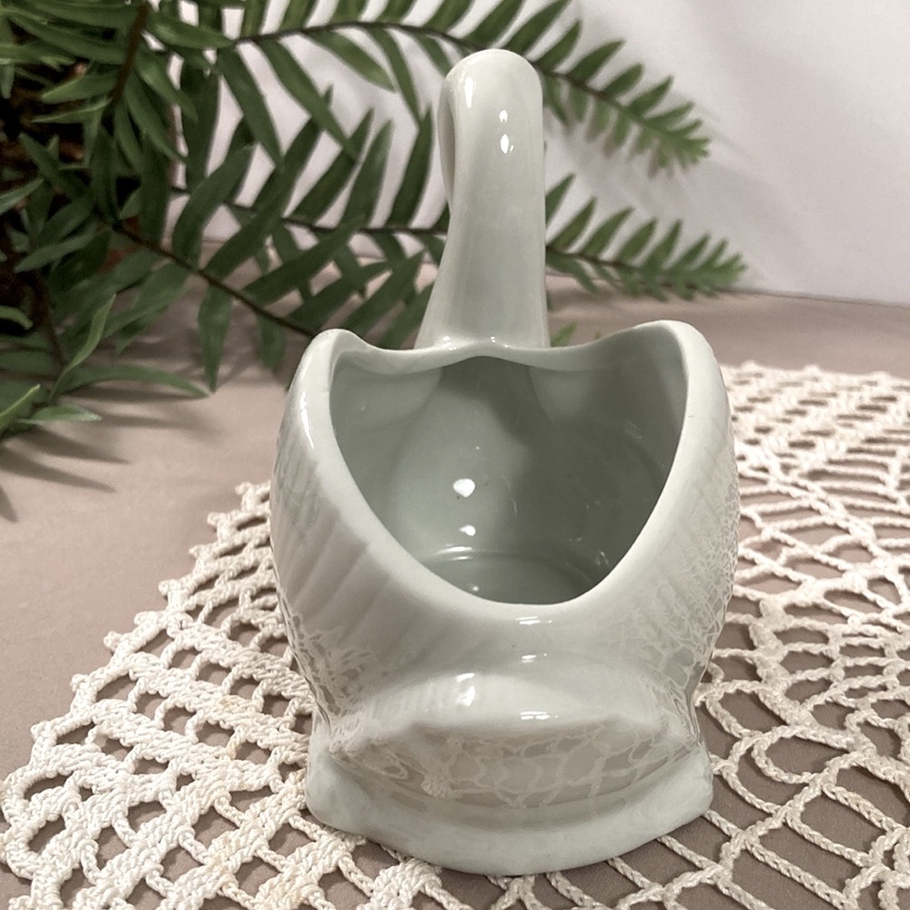 Vintage Graceful Swan Ceramic Planter - Picture 7 of 14